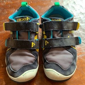Plae shoes youth size 1.5